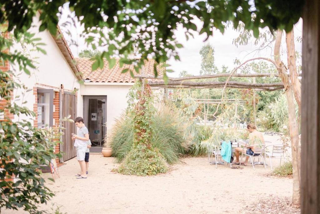 Domaine De L'Oiseliere Hotel Chauche ภายนอก รูปภาพ