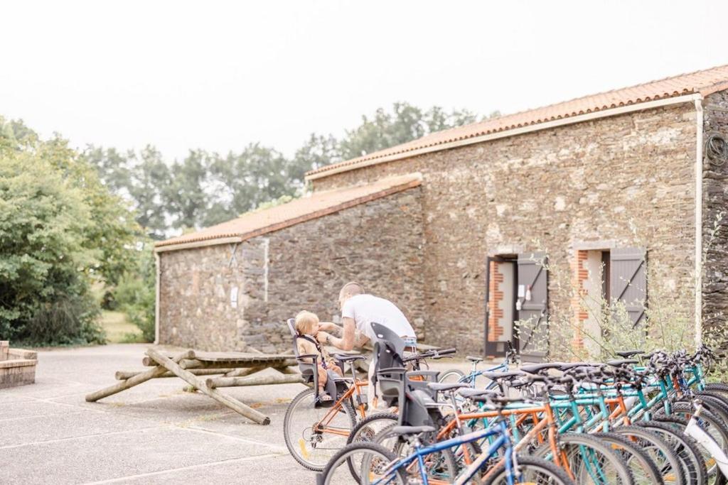 Domaine De L'Oiseliere Hotel Chauche ภายนอก รูปภาพ