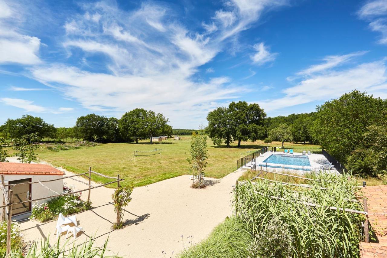 Domaine De L'Oiseliere Hotel Chauche ภายนอก รูปภาพ