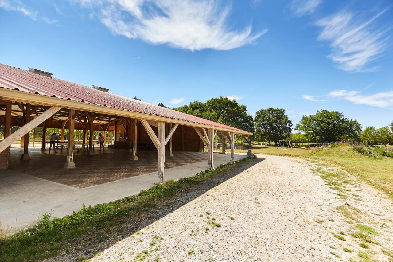 Domaine De L'Oiseliere Hotel Chauche ภายนอก รูปภาพ